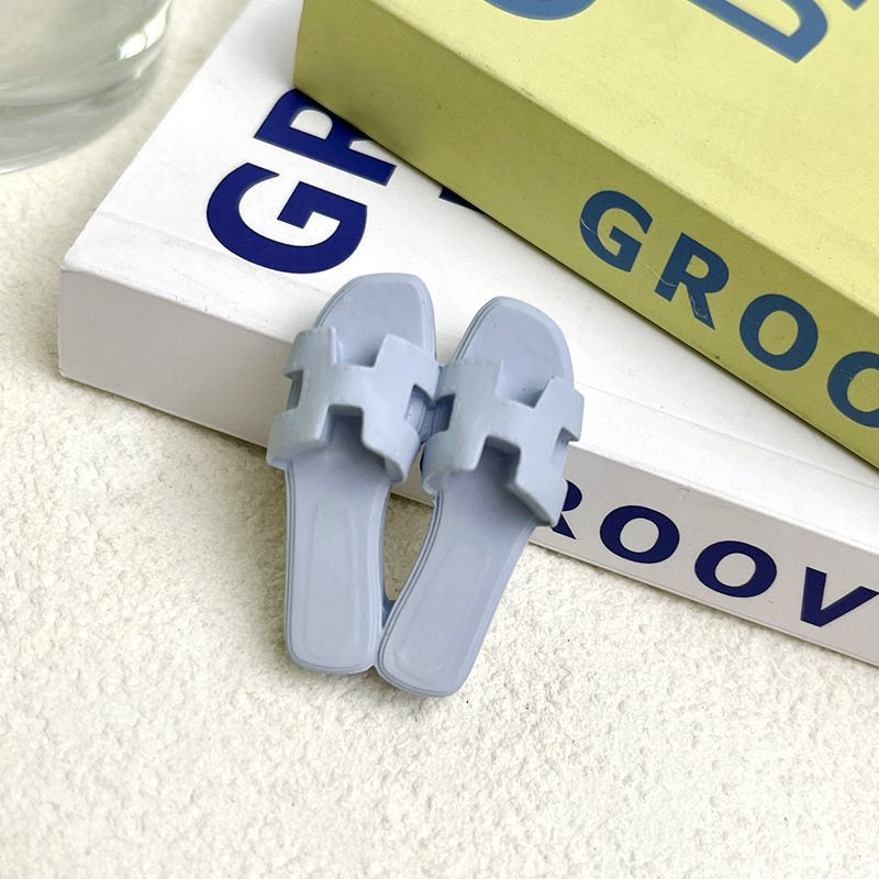 O slippers car diffuser